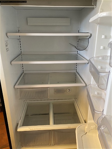 Refrigerator incubator 